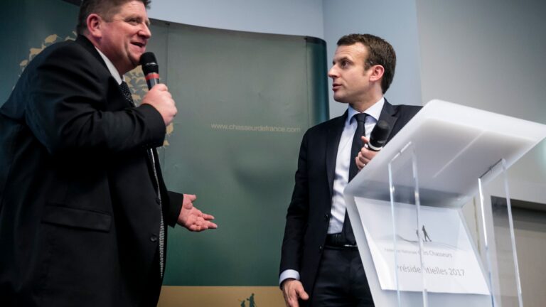 Pourquoi Emmanuel Macron courtise les chasseurs ?