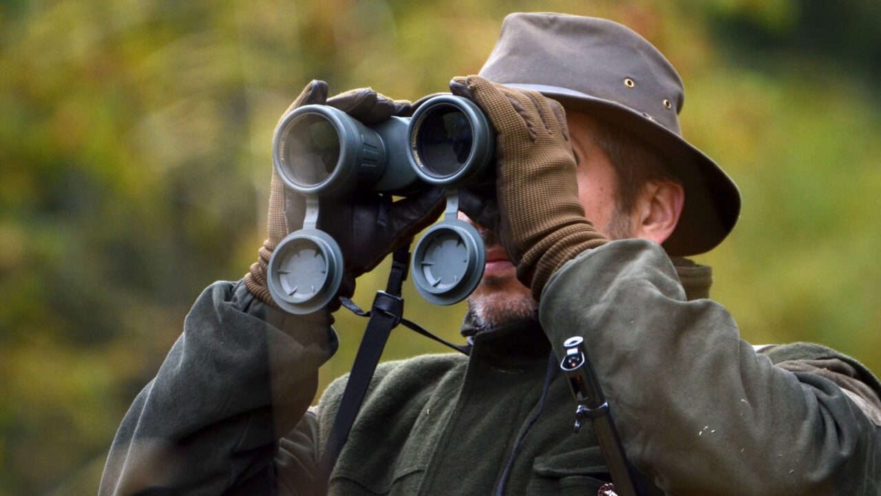 Quelles jumelles choisir pour la chasse ?