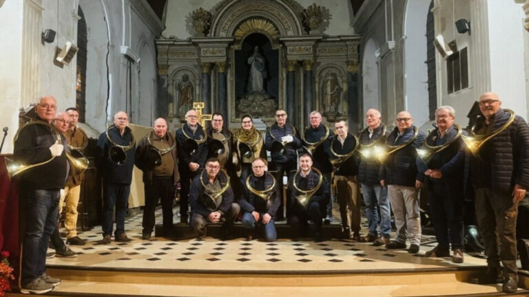 Les chasseurs: fiers défenseurs des traditions et du patrimoine national