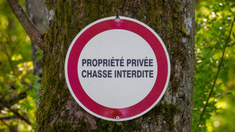 panneau chasse interdite
