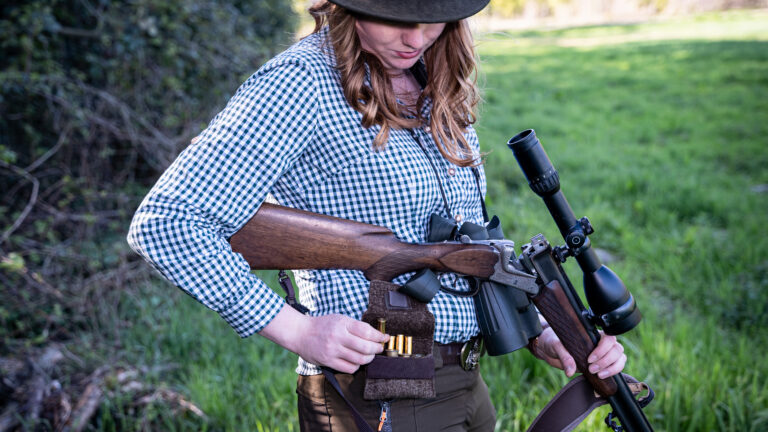 Inscrite au FINIADA sans le savoir : une chasseresse privée de son permis de chasser