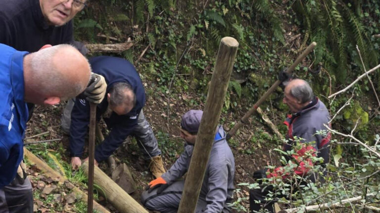 Aveyron : chasseurs et bénévoles mobilisés pour restaurer les chemins