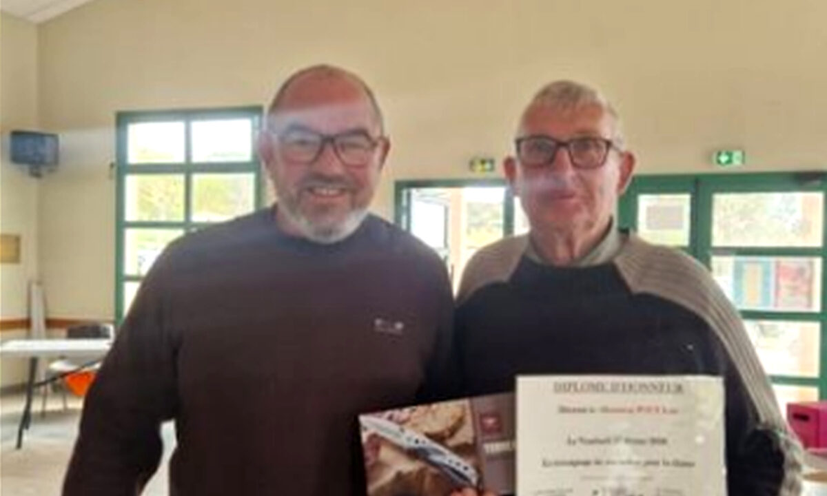 Diplôme fédéral de l'Aude pour Jean Pous, 91 ans et 75 années de permis !