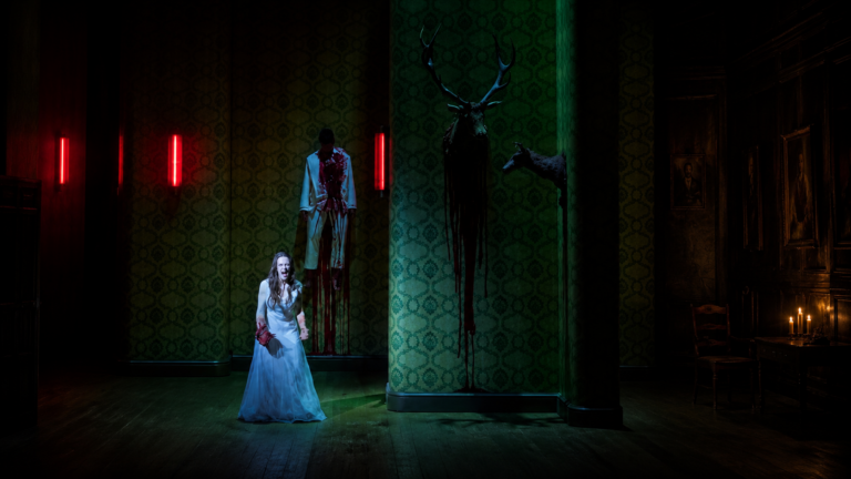 Chasse à courre et viol suggéré d’une fillette: la dérive de Lucie de Lammermoor à l’Opéra-Comique