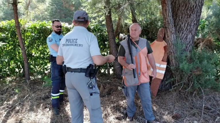 Des gendarmes en formation à la Fédération des chasseurs de Charente