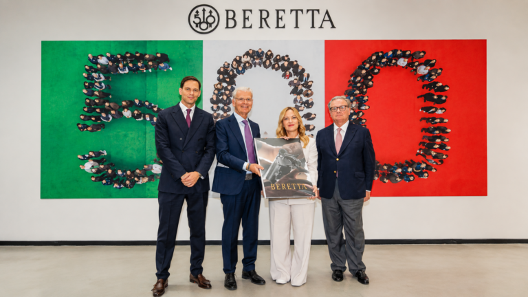 Beretta fête ses 500 ans : Giorgia Meloni en visite dans l’usine historique