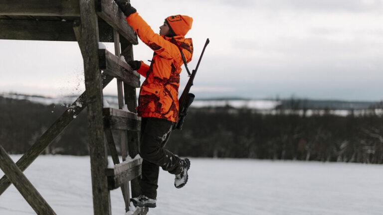 Chez Deerhunter les vêtements pour chasseresses ne sont pas des modèles homme en petite taille
